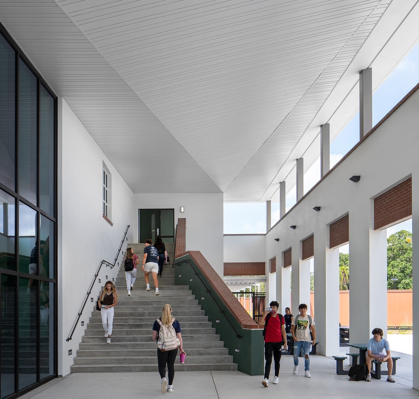 Rockfon: Planar® and Planar® Plus Linear Ceilings 1881606 | Material Bank