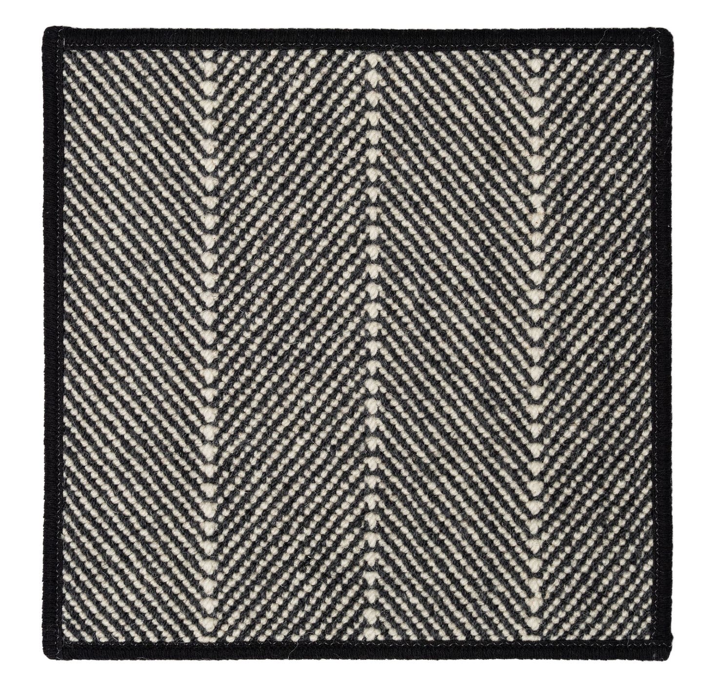 Home Carpet One: Ravenswood Area Rugs Iron 2801689 | Material Bank
